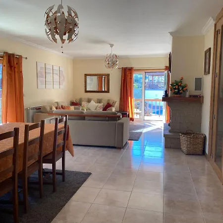 Beautiful Detached With Private Pool, Fibre Wi-fi, Garden, Games & Bbq Villa *