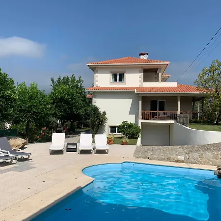 Beautiful Detached With Private Pool, Fibre Wi-fi, Garden, Games & Bbq