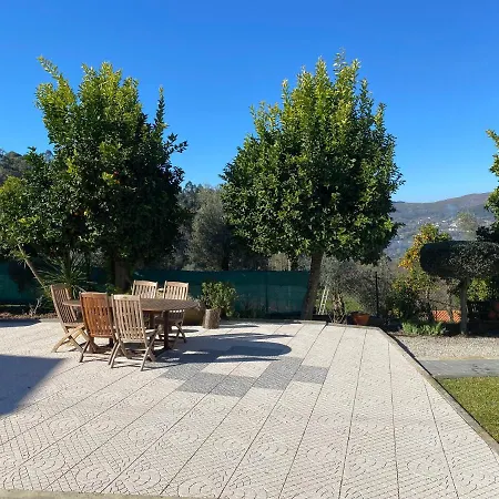Beautiful Detached With Private Pool, Fibre Wi-fi, Garden, Games & Bbq Villa Terras de Bouro