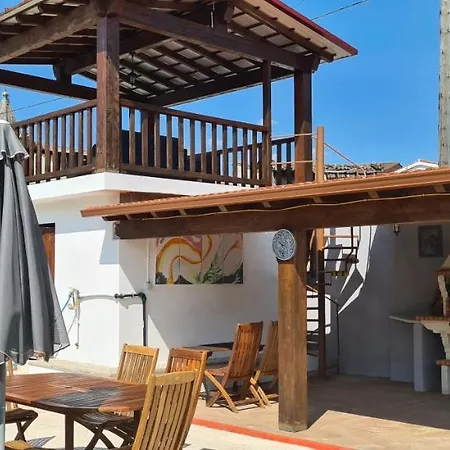 Beautiful Detached With Private Pool, Fibre Wi-fi, Garden, Games & Bbq * 特拉什杜博鲁