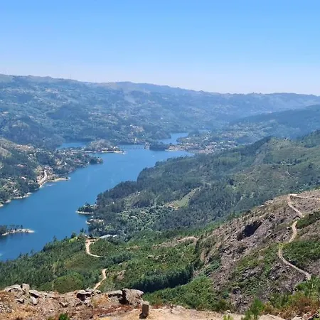 Beautiful Detached With Private Pool, Fibre Wi-fi, Garden, Games & Bbq