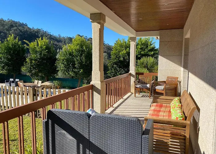 Villa Beautiful Detached With Private Pool, Fibre Wi-fi, Garden, Games & Bbq