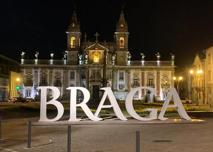 Villa Beautiful Detached With Private Pool, Fibre Wi-fi, Garden, Games & Bbq Terras de Bouro